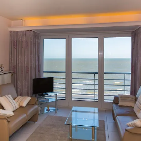 Daire Coastal Getaway W Garage, Cleaning Included *