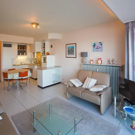 Coastal Getaway W Garage, Cleaning Included * Middelkerke