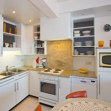 Coastal Getaway W Garage, Cleaning Included Daire *